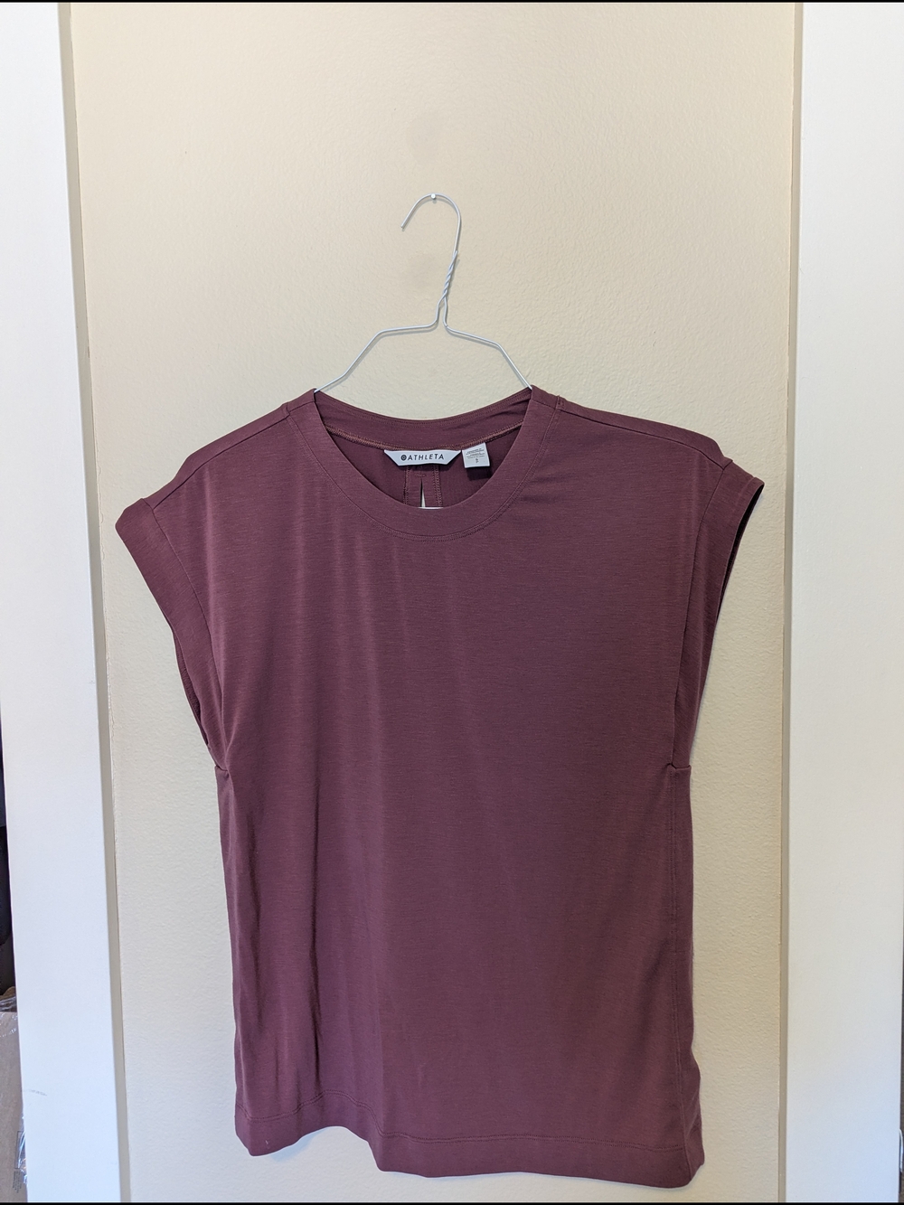 Athleta Mauve Sleeveless Muscle Tank - Women's